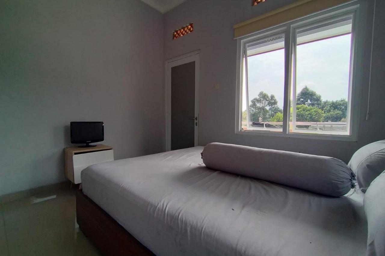 Villa Batu Tua Puncak Mitra Reddoorz Bogor Extérieur photo