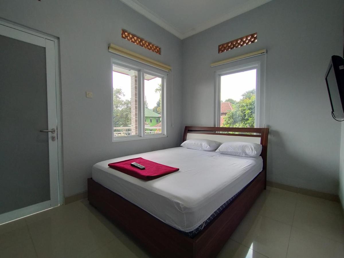 Villa Batu Tua Puncak Mitra Reddoorz Bogor Extérieur photo