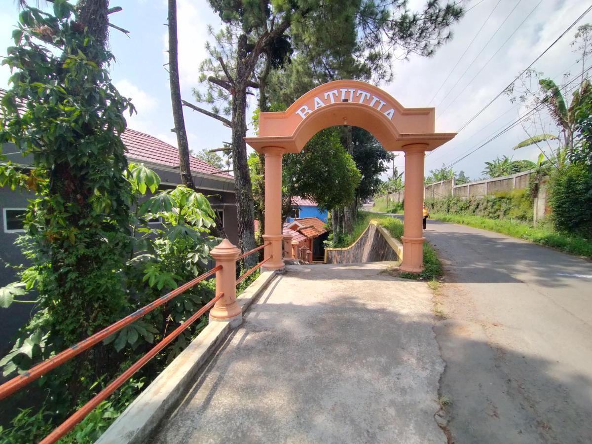 Villa Batu Tua Puncak Mitra Reddoorz Bogor Extérieur photo