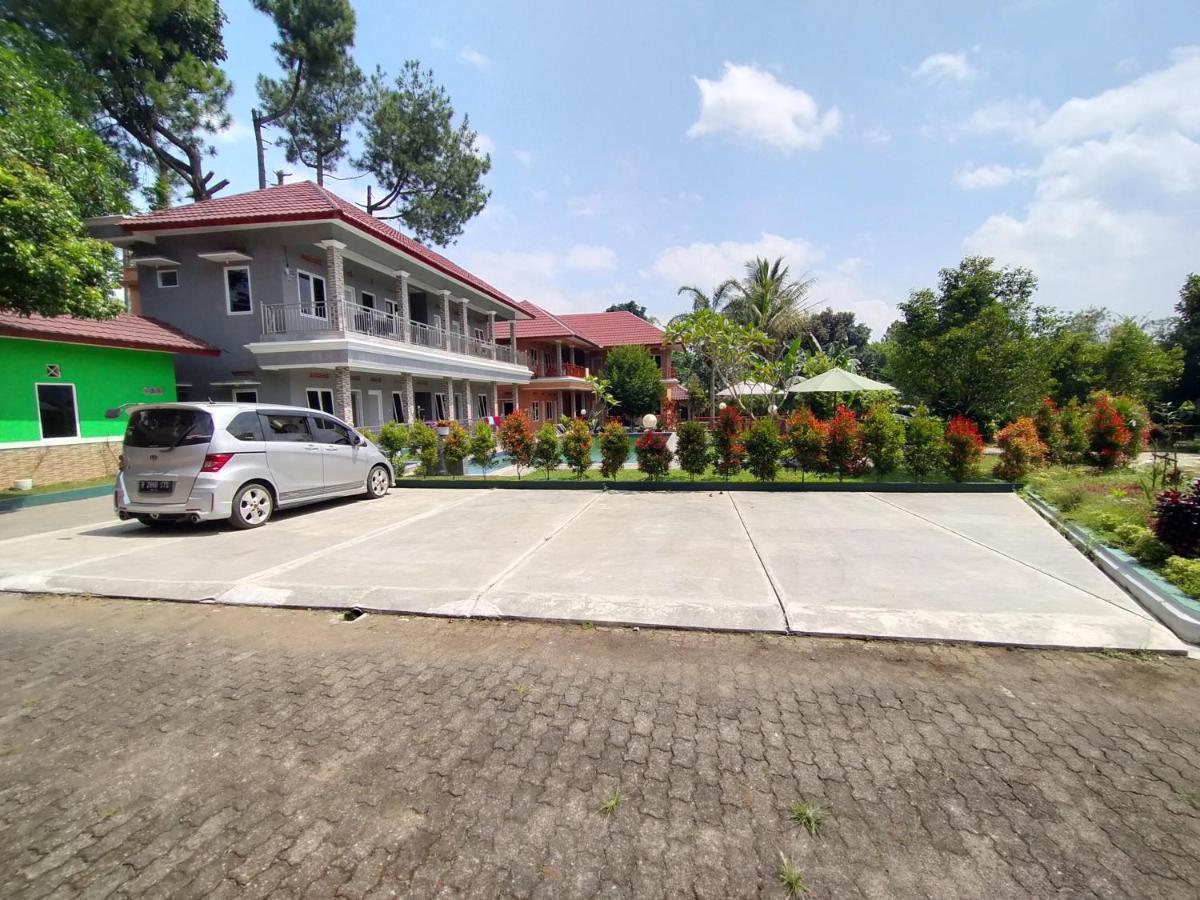 Villa Batu Tua Puncak Mitra Reddoorz Bogor Extérieur photo