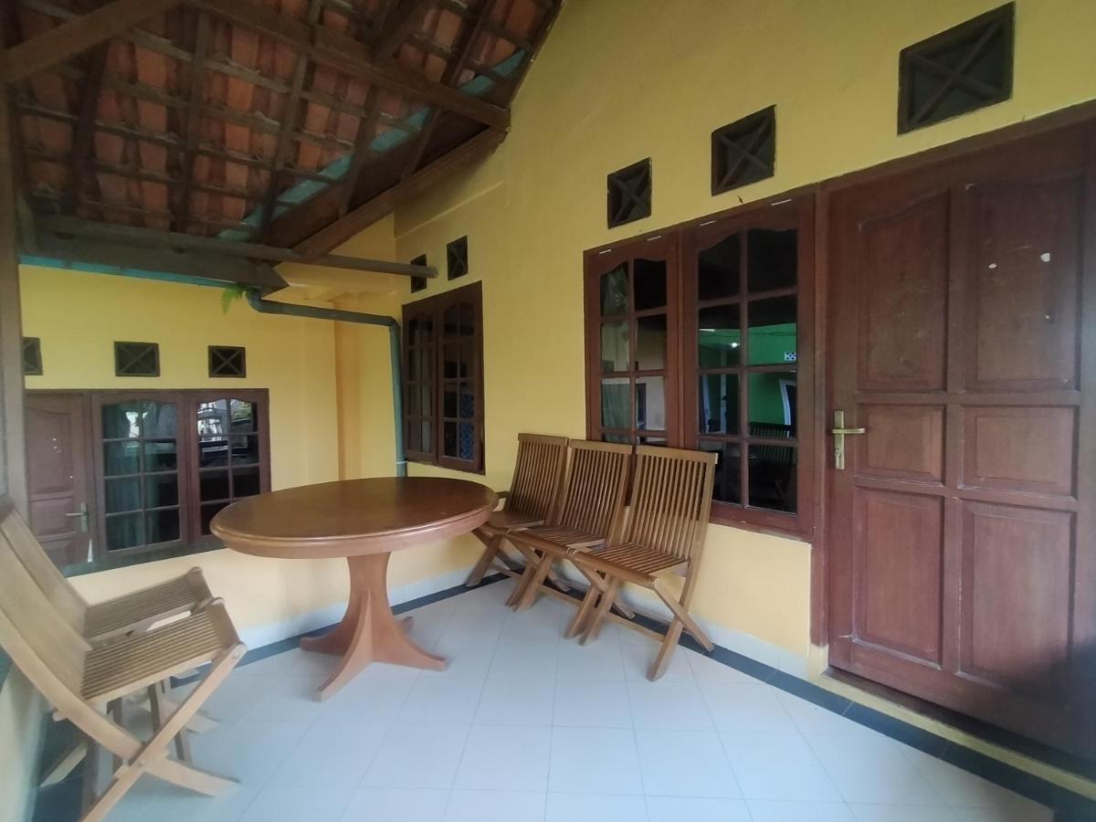 Villa Batu Tua Puncak Mitra Reddoorz Bogor Extérieur photo